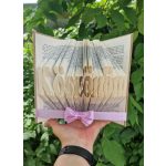 8-10 karakteres könyvszobor