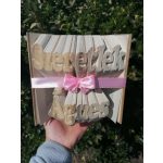 Kettő soros könyvszobor "Szeretlek" felirattal és névvel