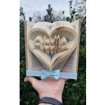 Szív könyvszobor egyedi névvel