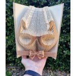 Szemüveg könyvszobor